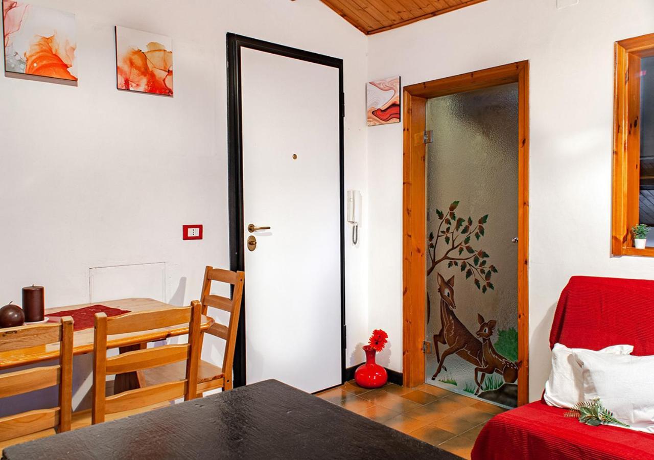 Il Rifugio A 3 Minuti Dai Traghetti Apartman Livorno Kültér fotó