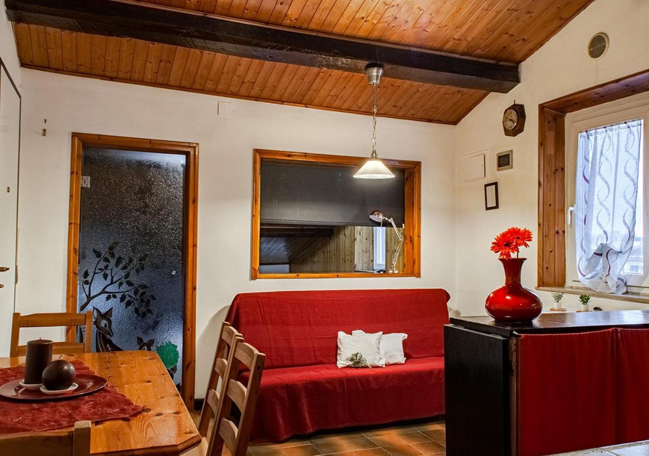 Il Rifugio A 3 Minuti Dai Traghetti Apartman Livorno Kültér fotó